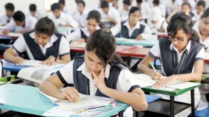 ১১ সেপ্টেম্বর থেকে এইচএসসির স্থগিত পরীক্ষা  শুরু