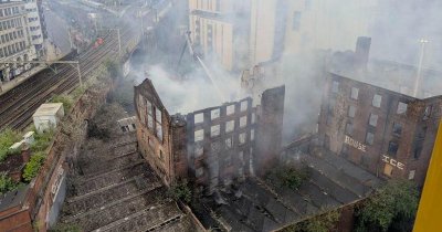 অগ্নিকাণ্ডে হারিয়ে গেল ম্যানচেস্টারের ইতিহাসের এক অংশ